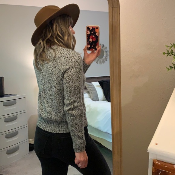 H&M Speckled Sweater - Picture 13 of 14